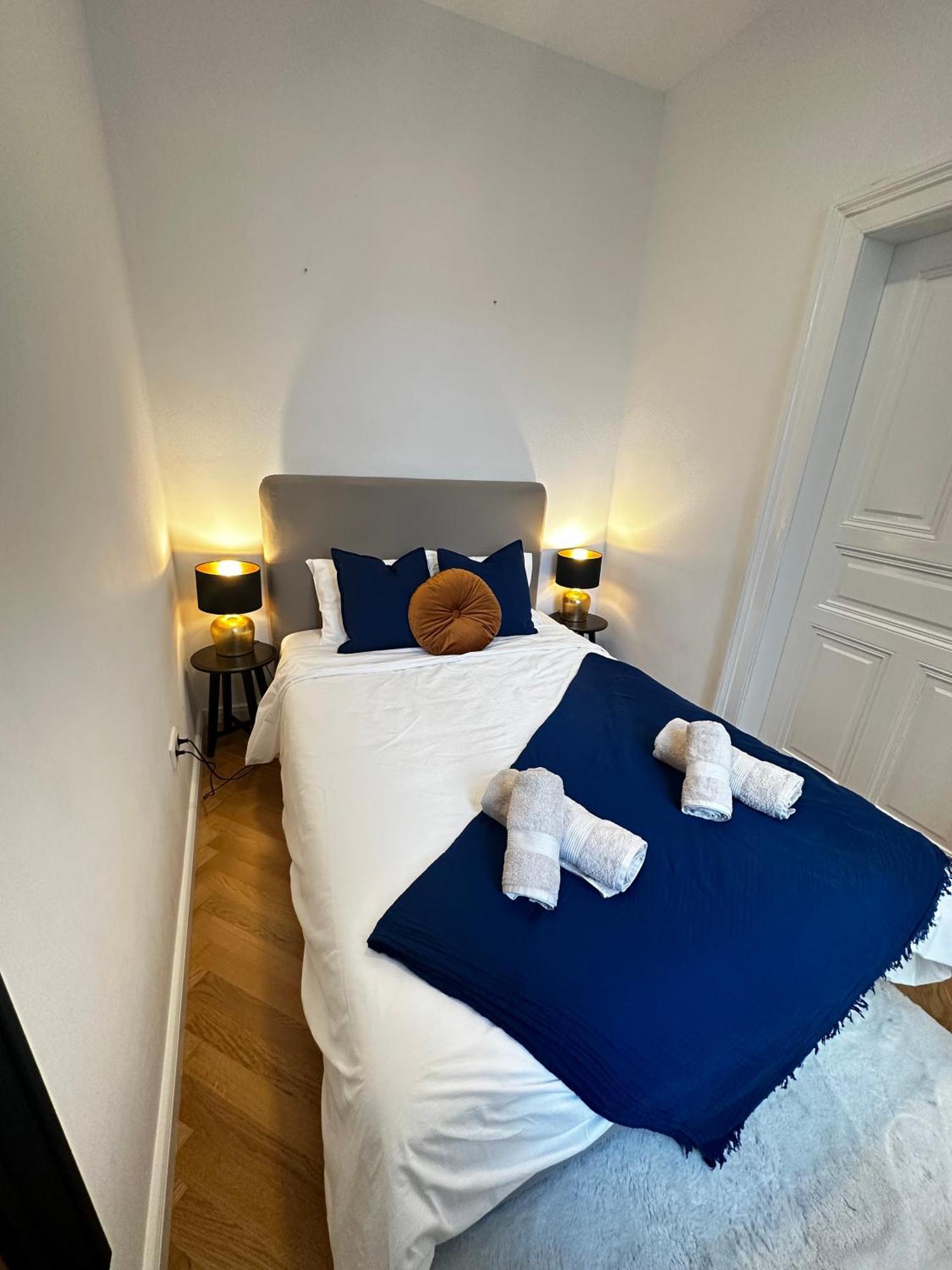 Luxury 3 Bedroom Apartment Near Schoenbrunn Palace Bécs Kültér fotó